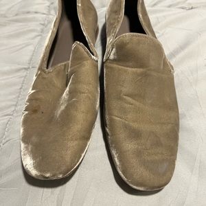 Gently used Vince moccasins